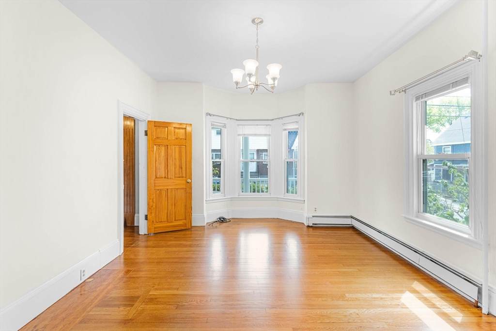 51 Newbury St - Photo 1
