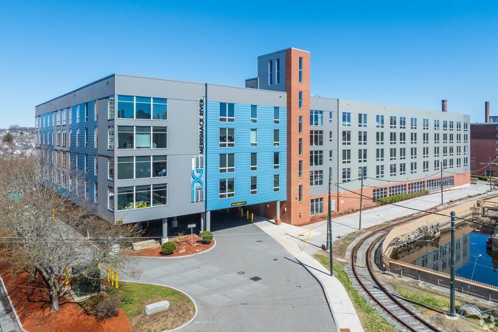1 Merrimack Plaza - Photo 1