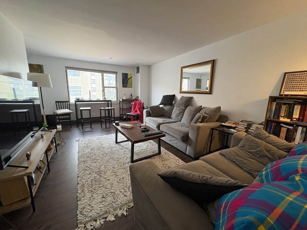 888 Washington St - Photo 1