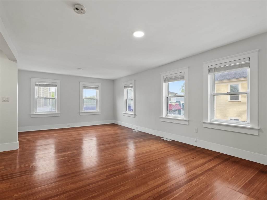17 Bradford Street - Photo 1