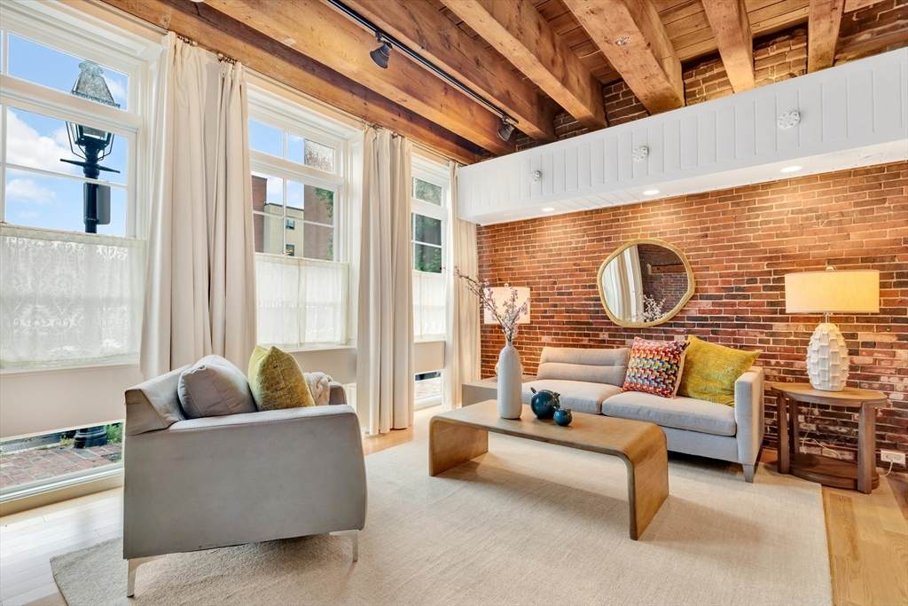 75 Fulton - Photo 1