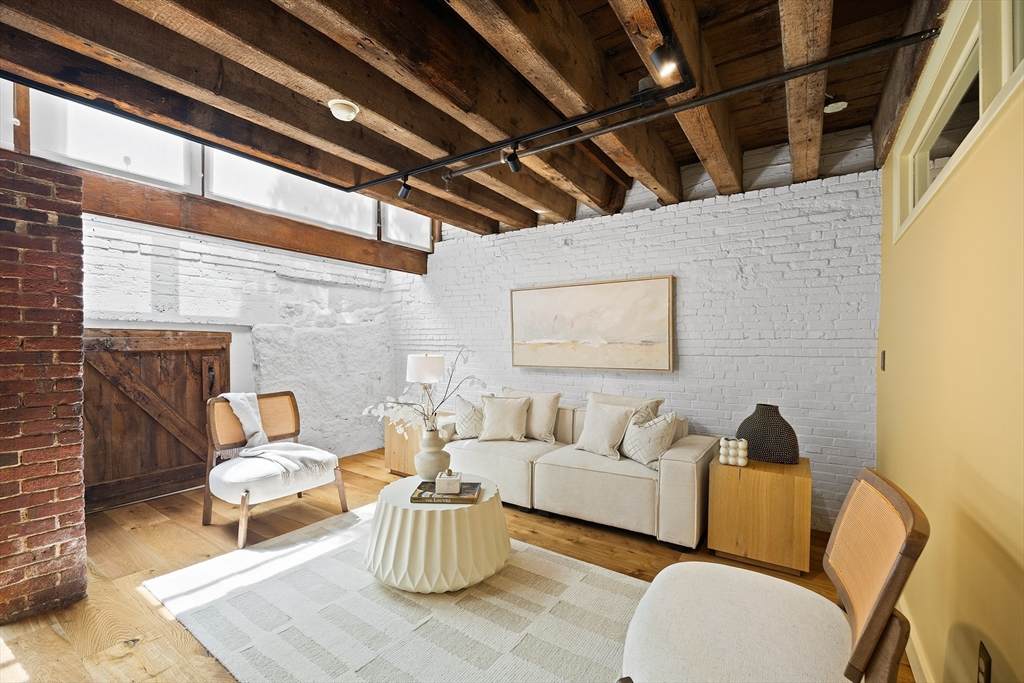 120 Fulton St - Photo 1