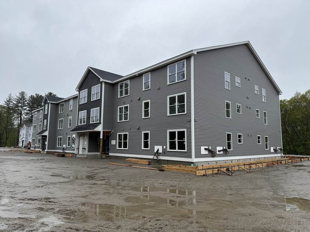 251 Sladen Street - Photo 1