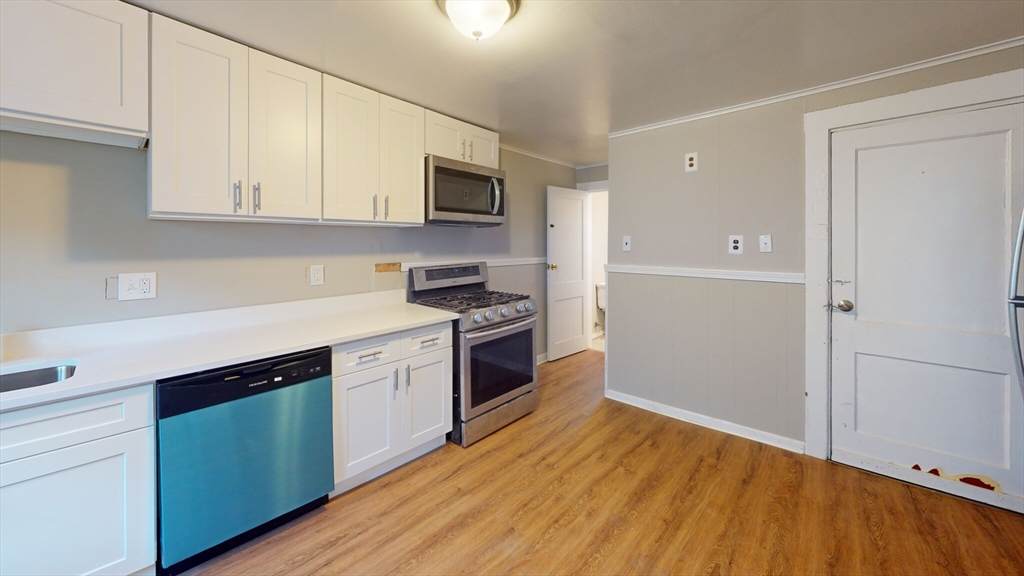 18-20 Kelley Court - Photo 1