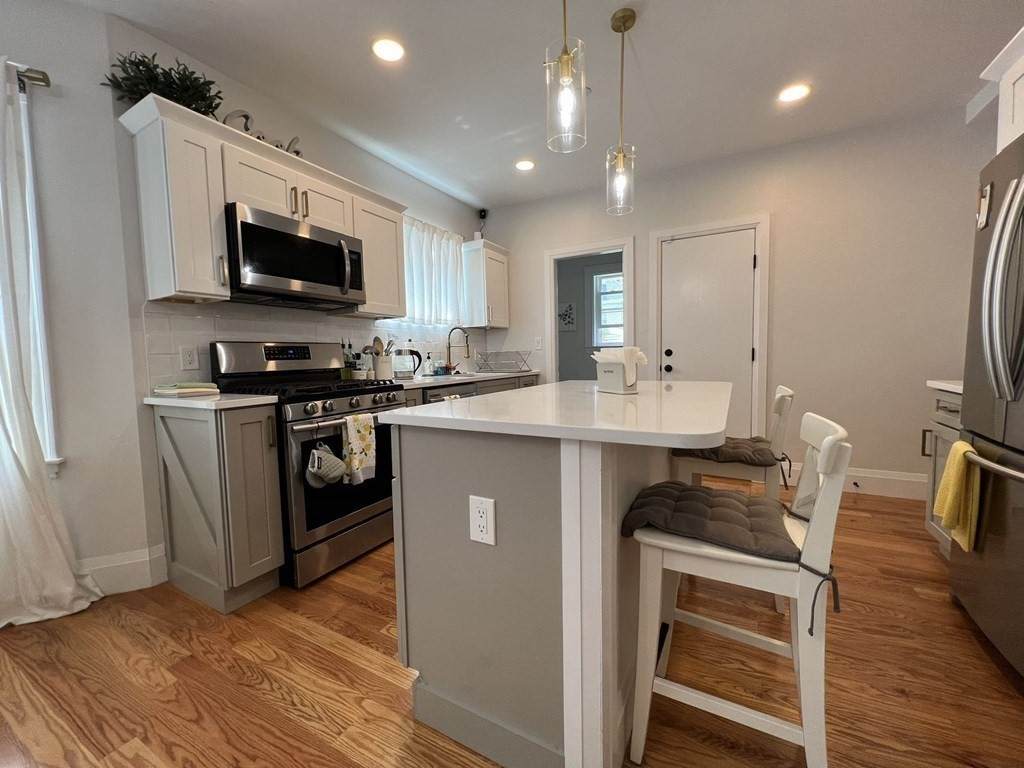 849 Cummins Hwy - Photo 1