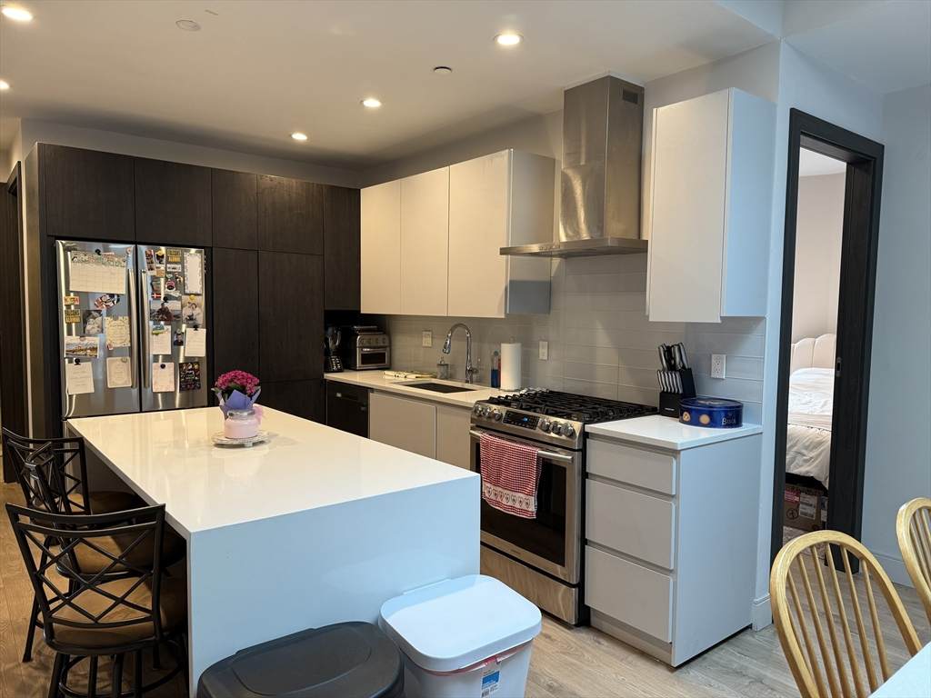 2 Roseclair St - Photo 1