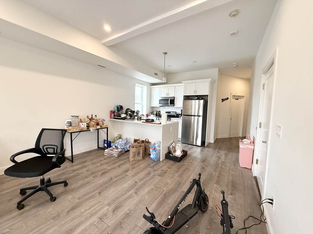 301-305 Dudley St - Photo 1