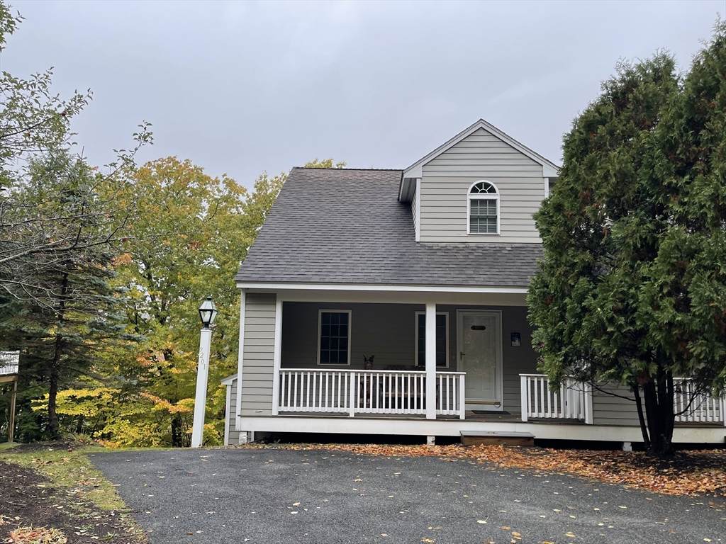 9201 Mountainside Dr - Photo 1