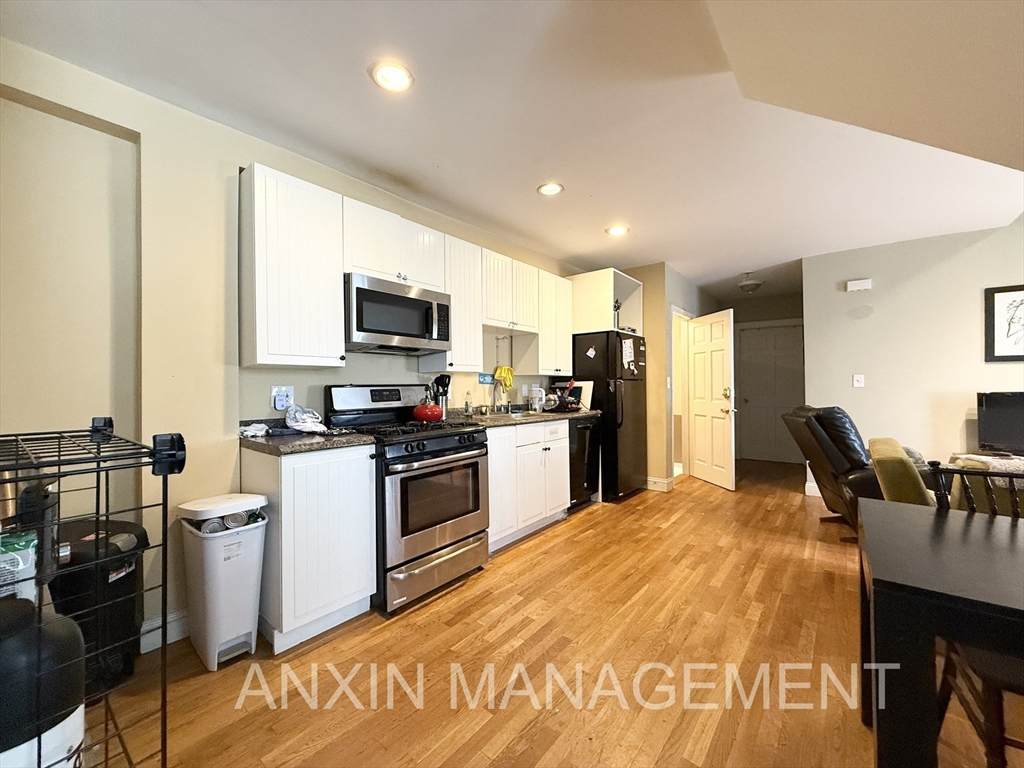 51 Clifton St - Photo 1