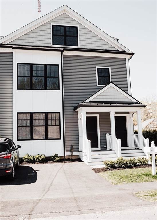 31 Riverside St - Photo 1