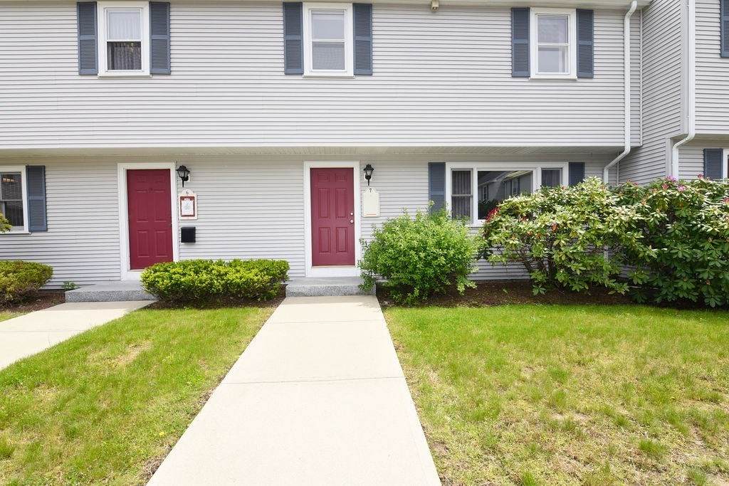 811 Washington St - Photo 1