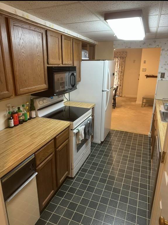 41 Angleside Rd - Photo 1