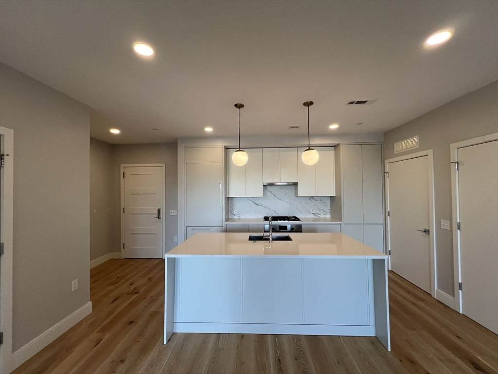 191 Washington St - Photo 1