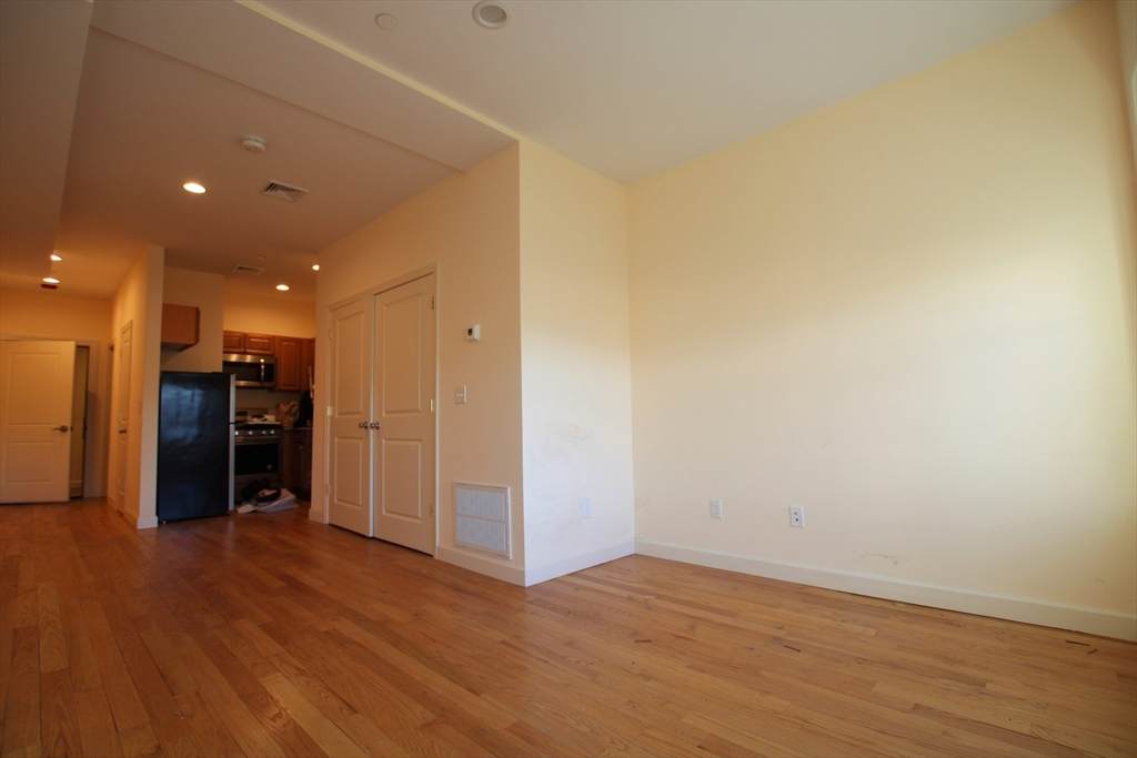 140 Union Street - Photo 1