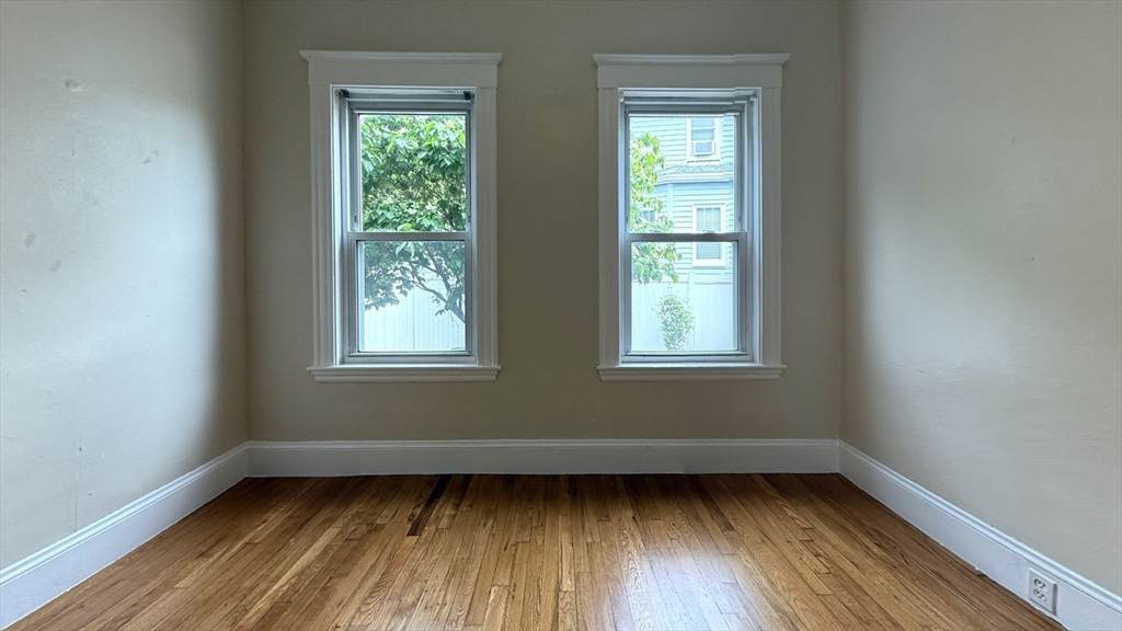 106 Beaumont - Photo 1