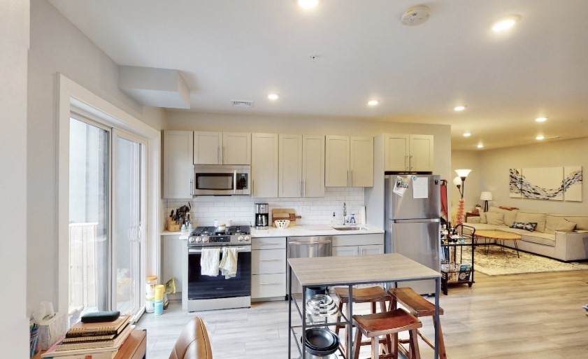 55 West 5th - Photo 1