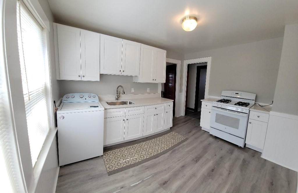 10-12 Brookway Rd - Photo 1