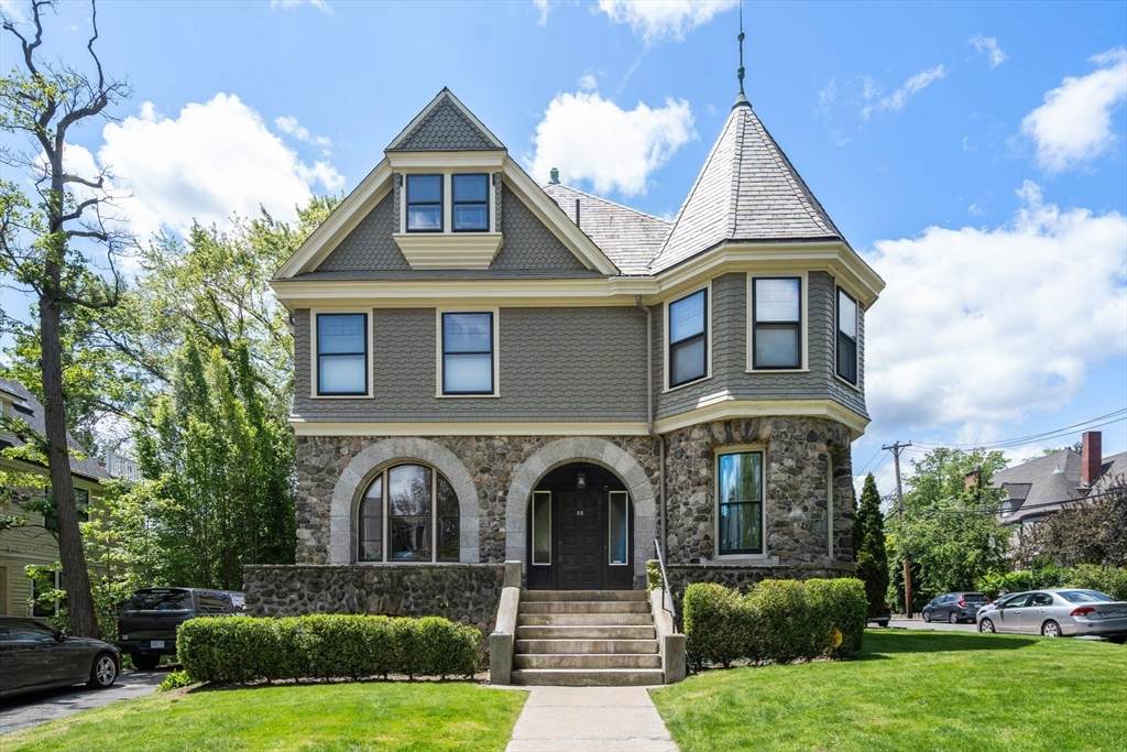 33 Agassiz St - Photo 1