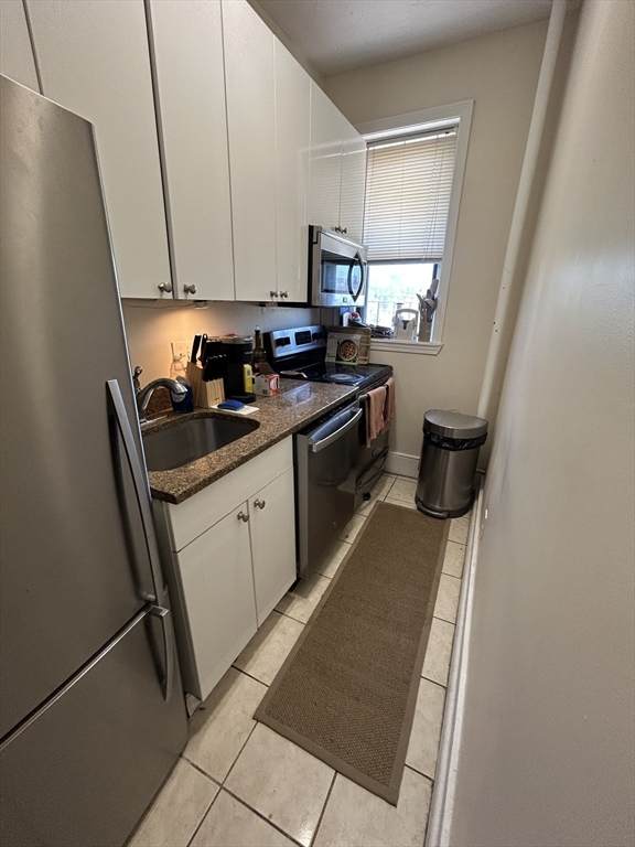 137 Peterborough Street - Photo 1