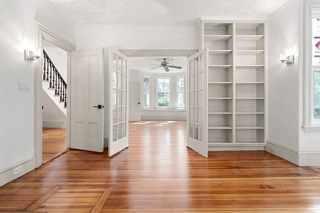 107 Ellery Street - Photo 1