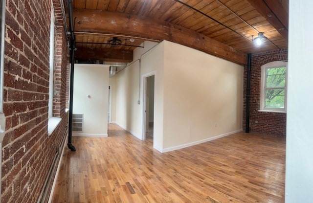 85 Harding St - Photo 1
