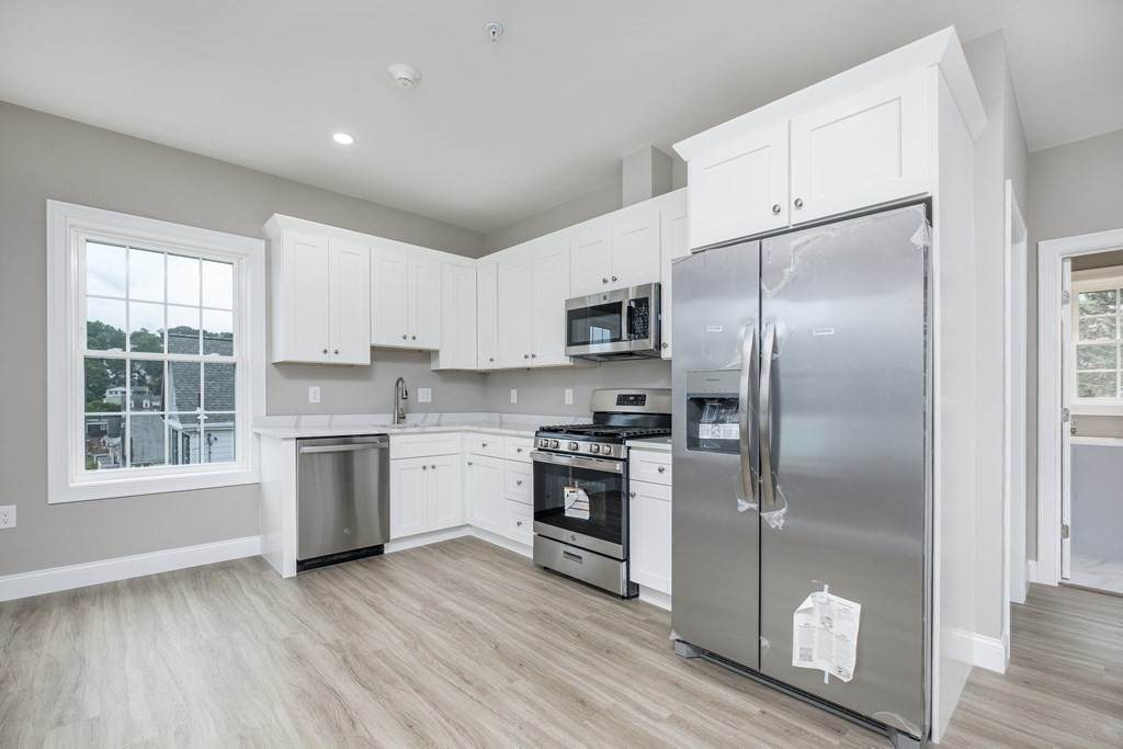 242 Mountain Ave - Photo 1