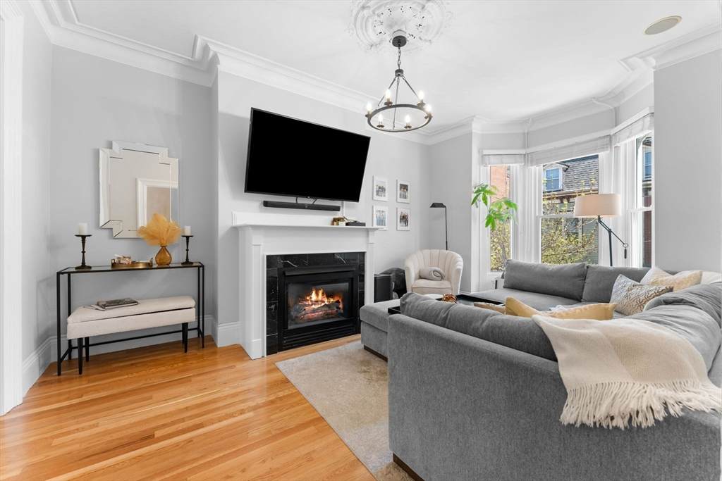 9 Gates St - Photo 1