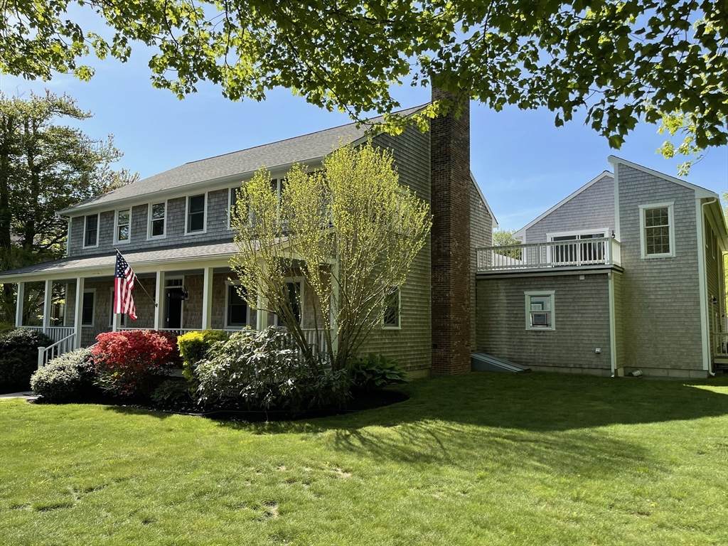 55 William St - Photo 1