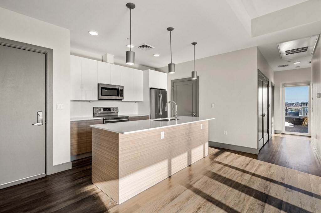 400 Mystic Ave - Photo 1