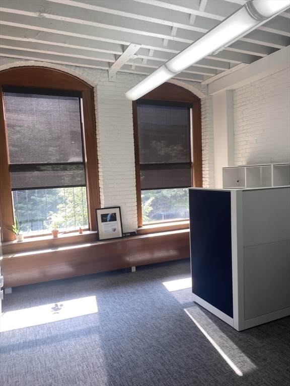 192 South - Photo 1