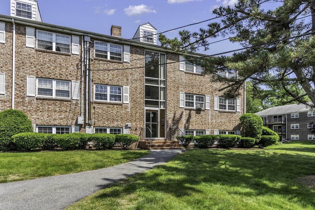 23 Edgelawn Ave - Photo 1