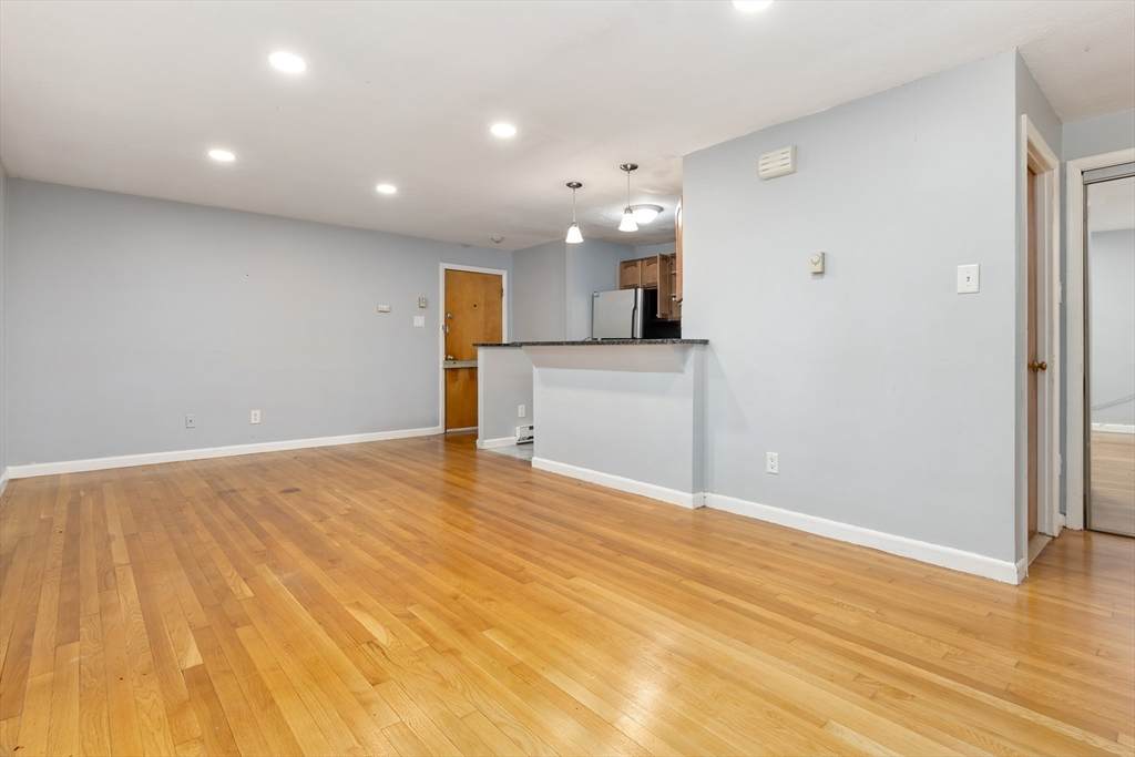 880 Broadway - Photo 1