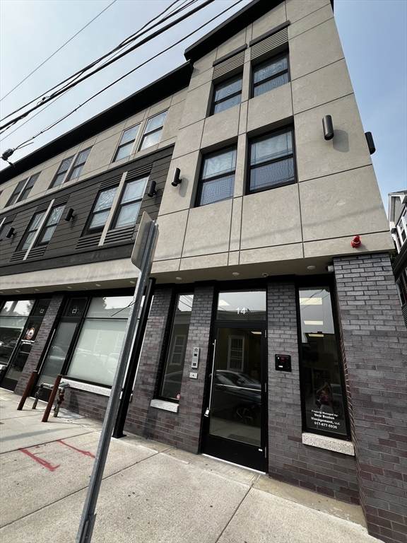 14 Yeamans St - Photo 1