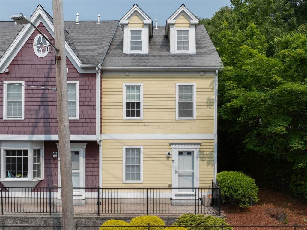 40 Brattle St - Photo 1