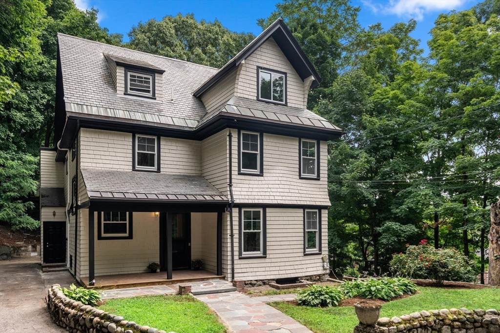 136 Academy Hill Rd - Photo 1