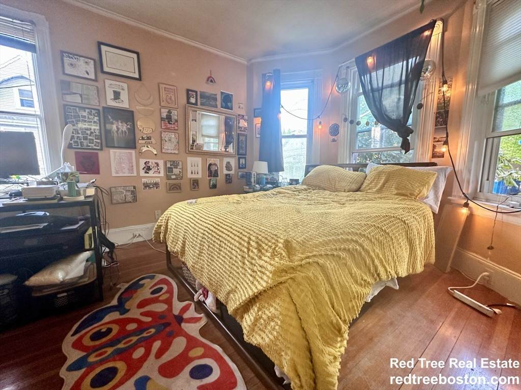 52 Dustin St - Photo 1