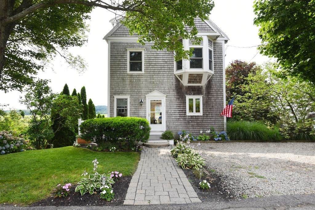 179 Meadowview St - Photo 1