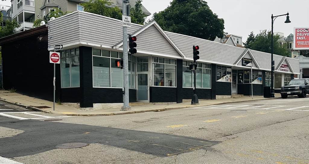 163-171 Neponset Ave - Photo 1