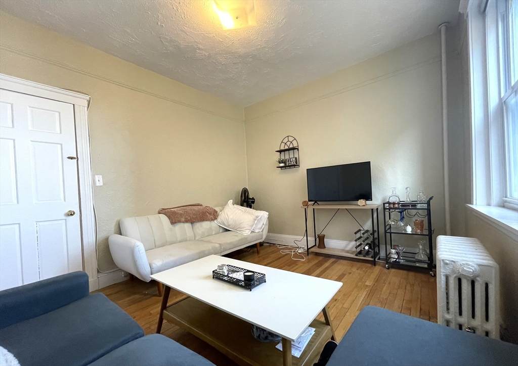 1691 Commonwealth Ave. - Photo 1