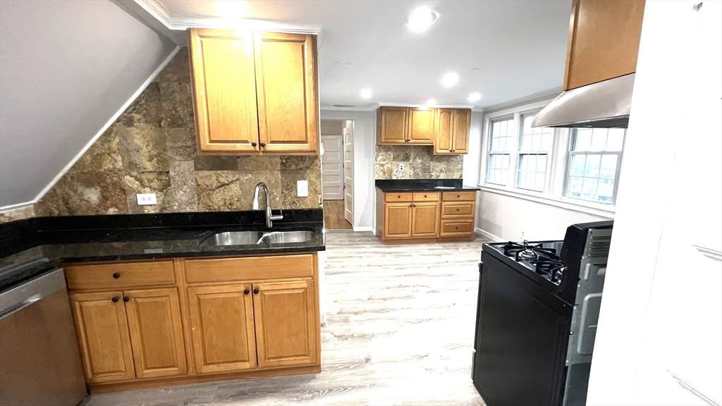 131 Josephine Ave - Photo 1