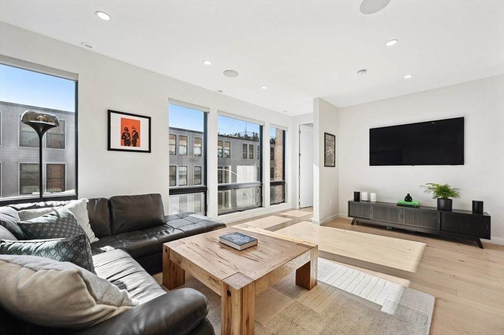 340 West 2nd - Photo 1