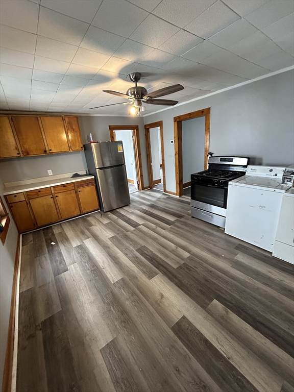 153 Charlton St - Photo 1