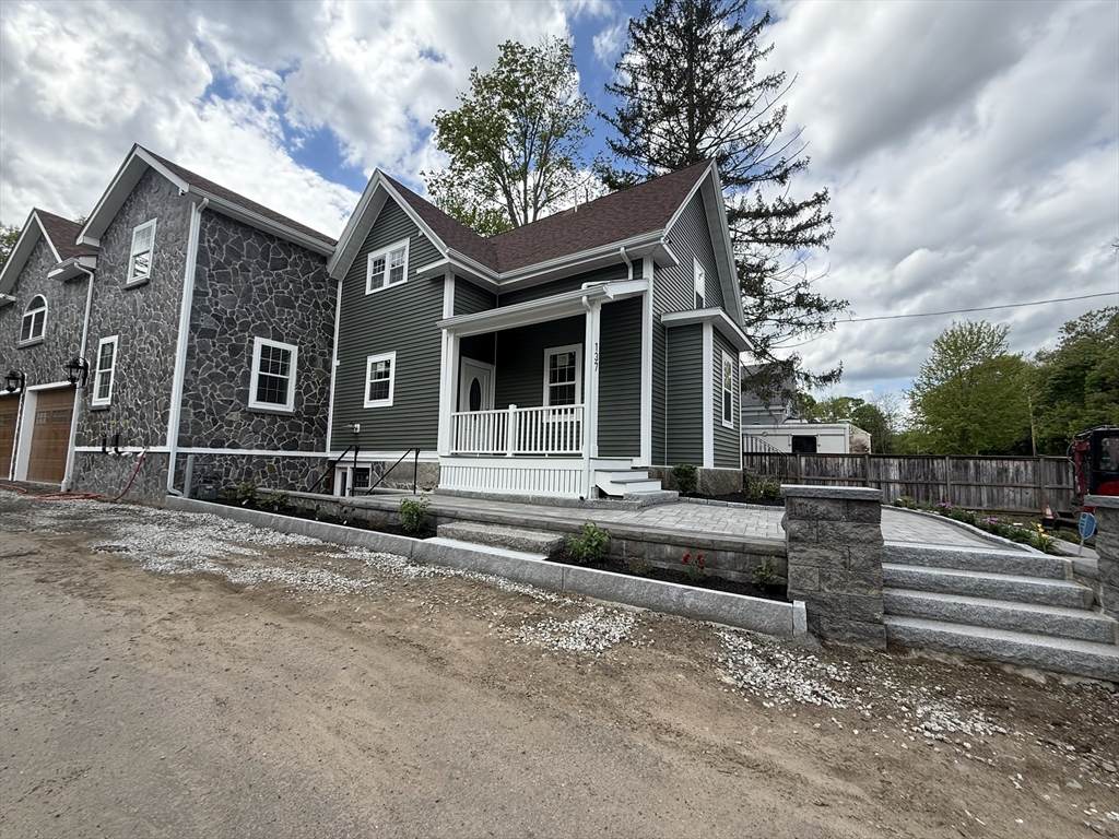 137 Union Street - Photo 1