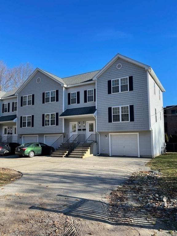 16 Corning Ave - Photo 1