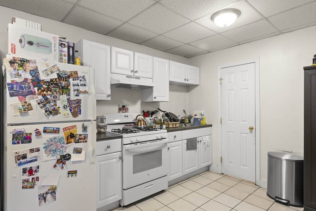 220 Middlesex Ave - Photo 1