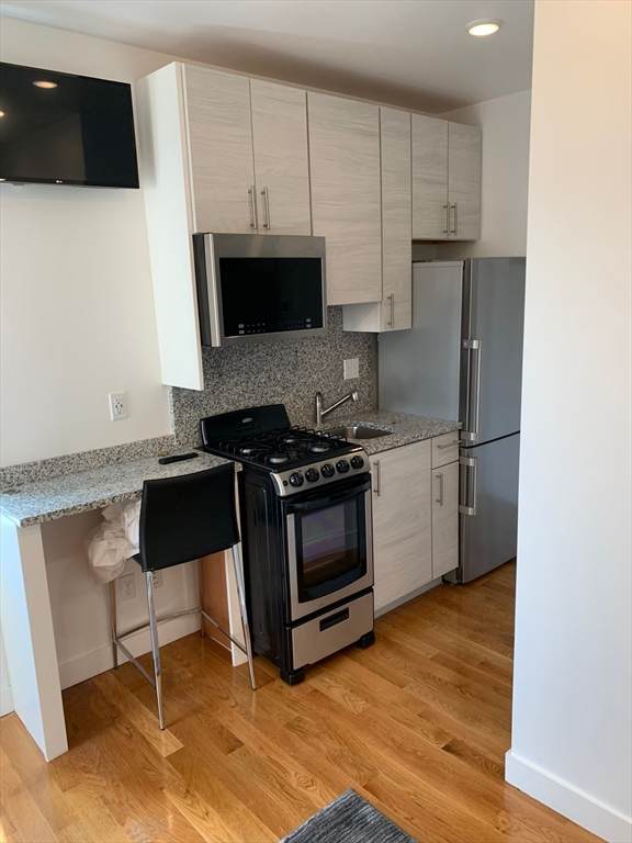 16 Fifth St - Photo 1