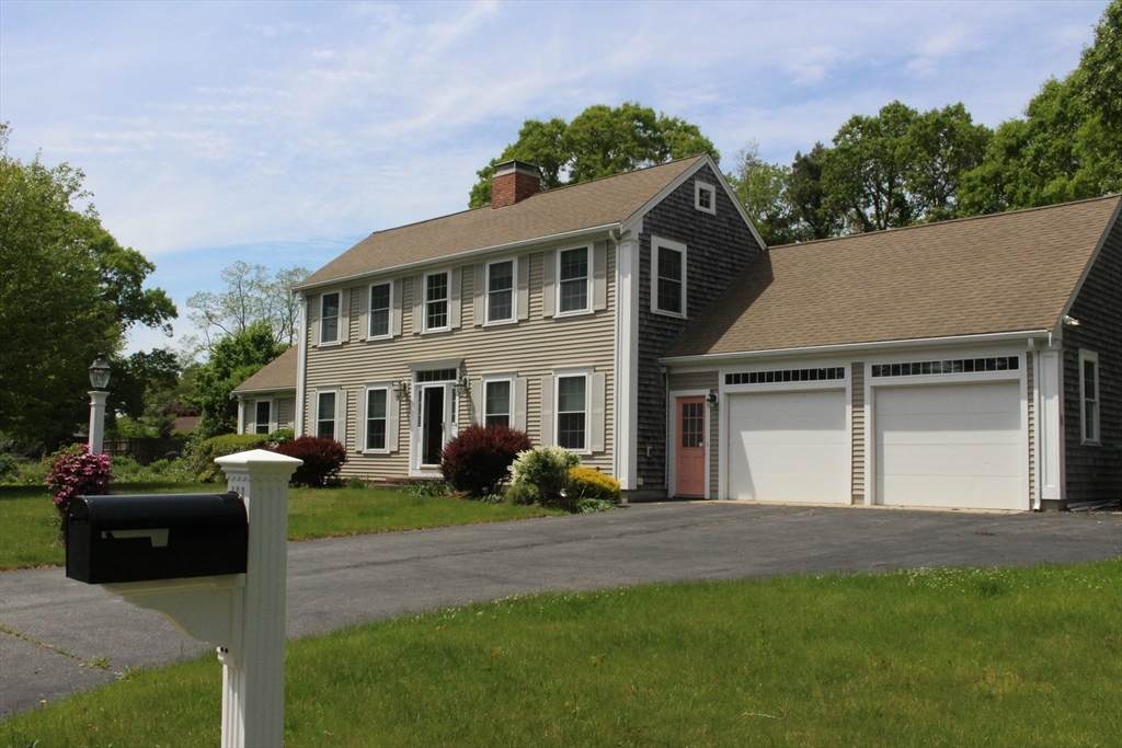 46 Winsome Rd - Photo 1