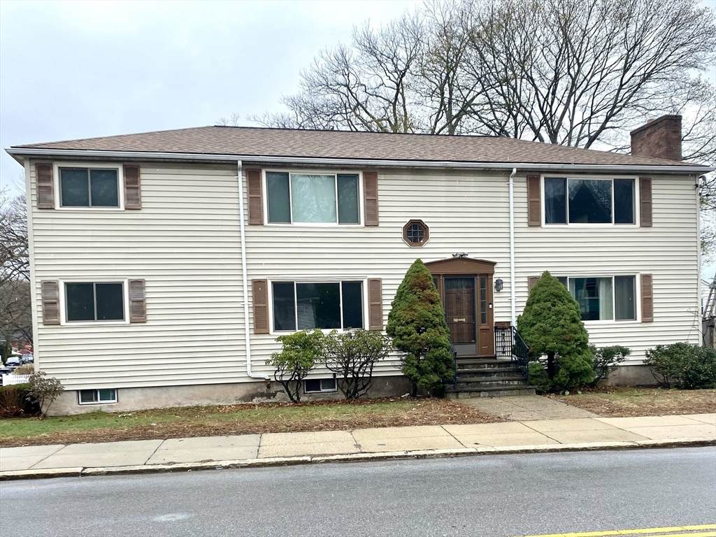 640 Lagrange - Photo 1