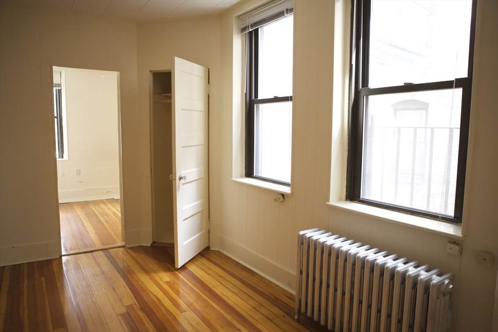 82 West Cedar Street - Photo 1