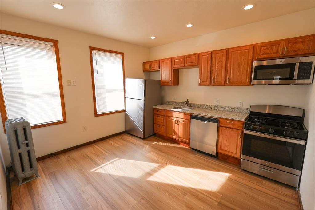 100 Seaver Street - Photo 1